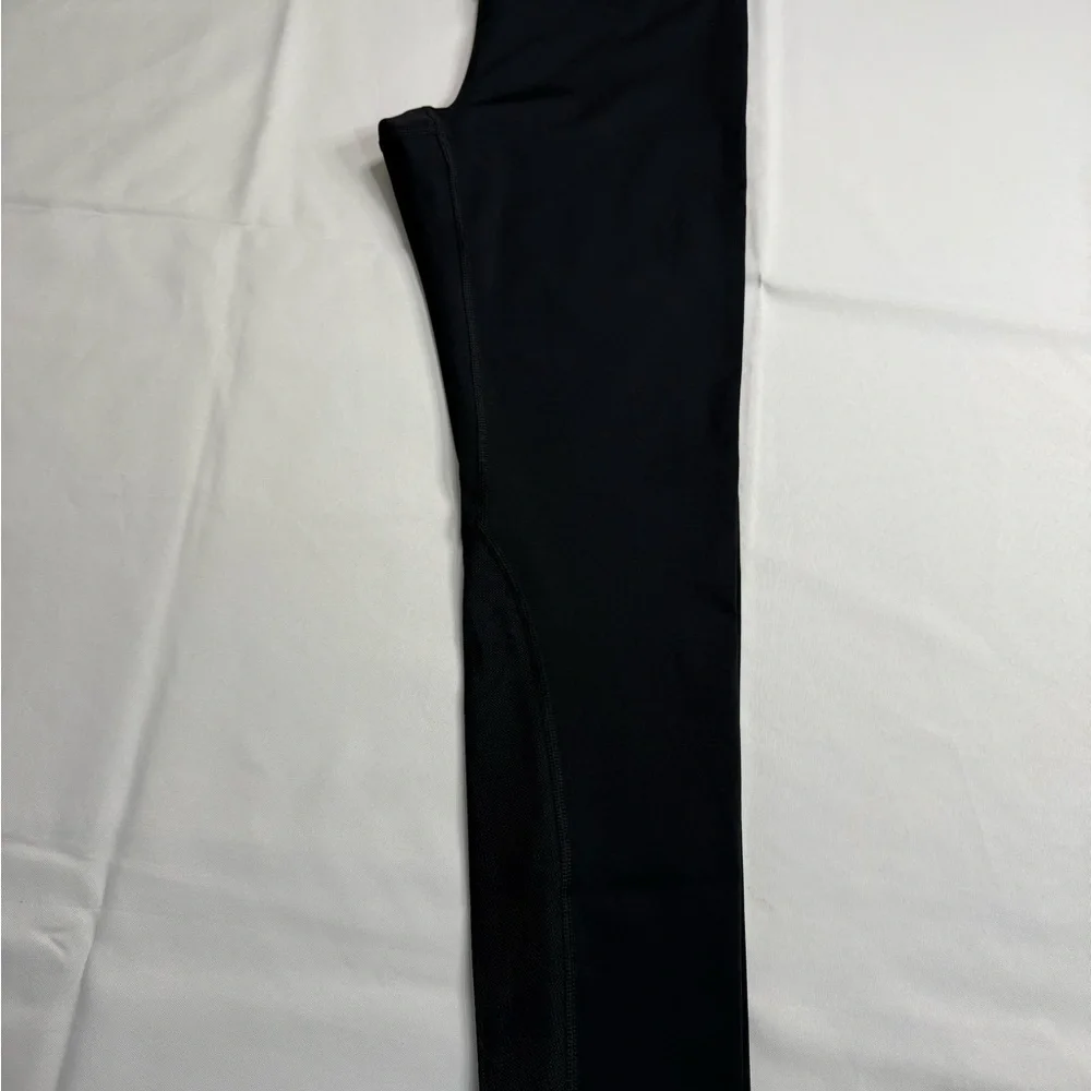 Under Armour Black Leggings - Picture 2 of 7